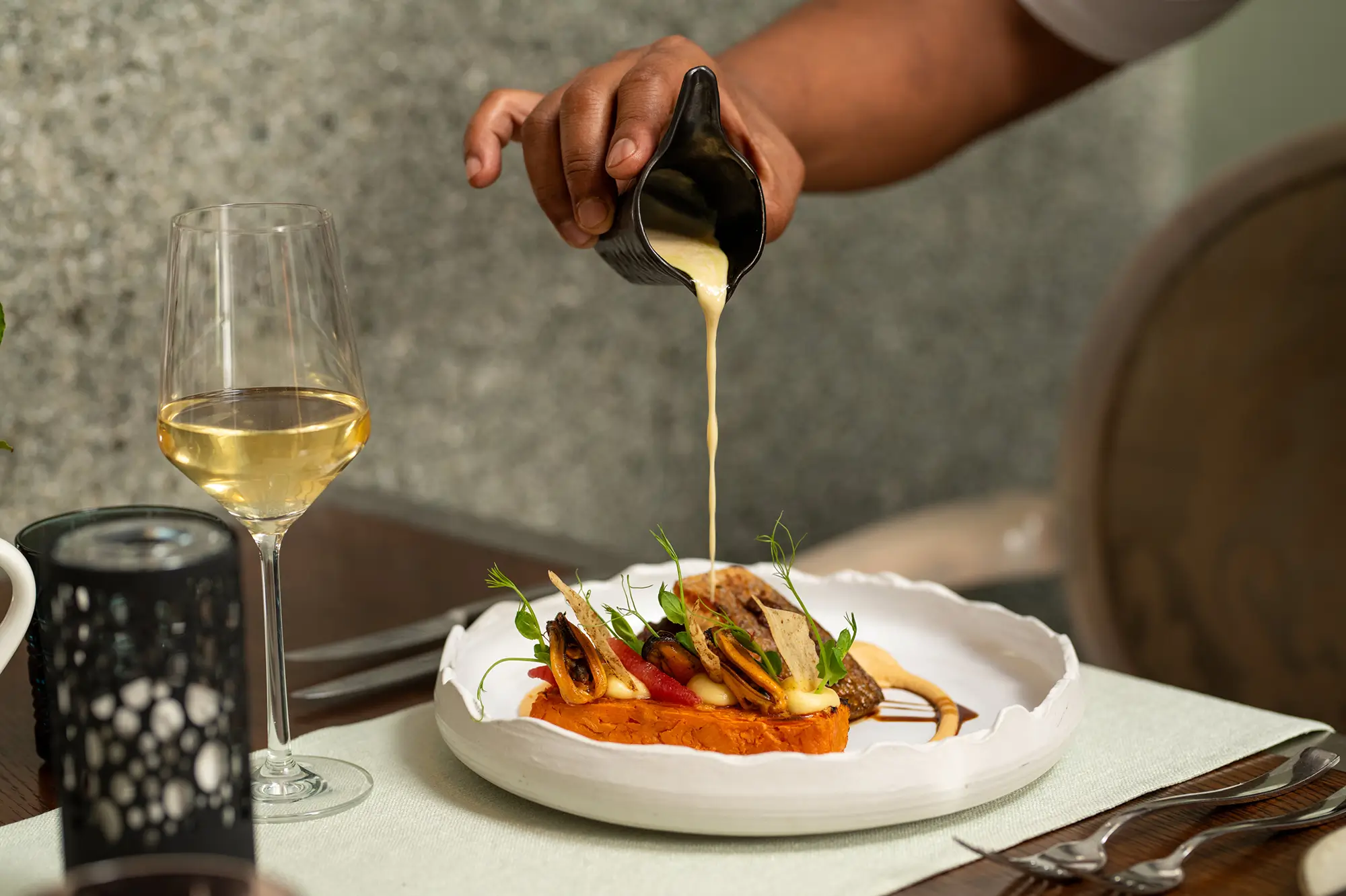 eat-1 | Vineyard Hotel
