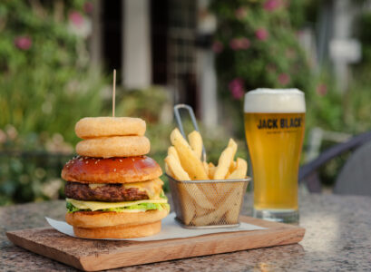 A Toast to Dad: Father’s Day Dining with a Complimentary Pour